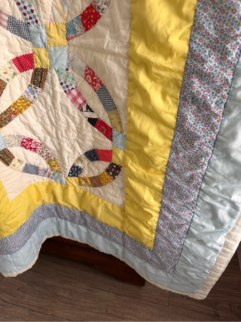 Vintage Hand Stitched Double Wedding Ring Patchwork Quilt